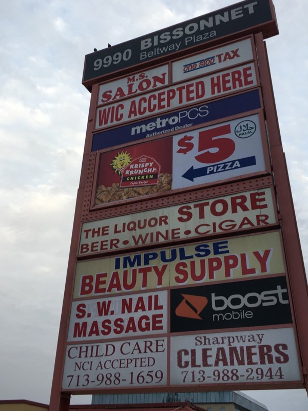 An advertisement for massage and beauty salons in Houston. Photo: Raquel Carvalho