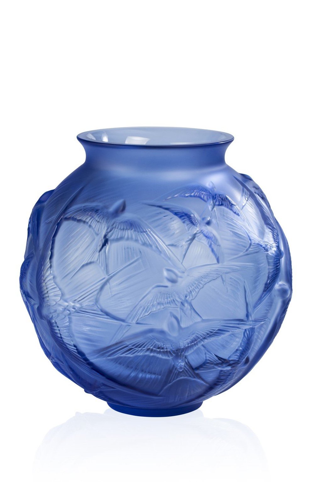 A vase in Lalique’s Hirondelles collection