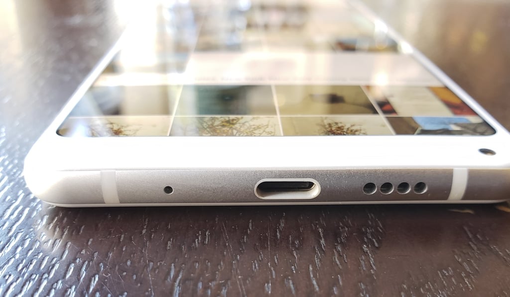 The Mi Mix 2S’ bottom has a single speaker grill, a mic, and a USB-C port. There is no headphone jack. Photo: Ben Sin