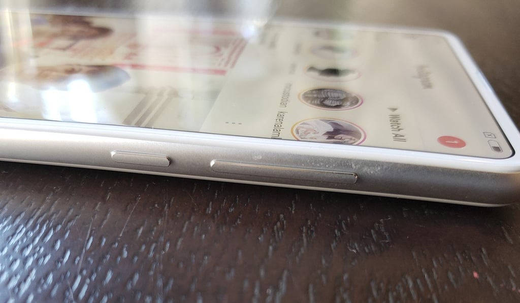 The volume and power buttons are on the right side of the device. Photo: Ben Sin