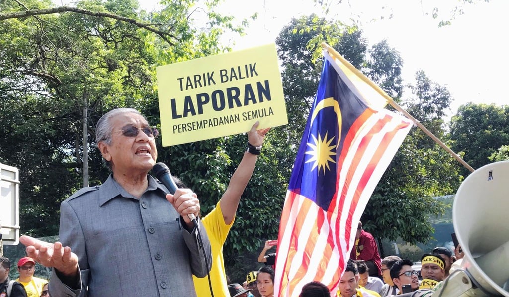 Former Malaysian prime minister Mahathir Mohamad has emerged as Najib’s fiercest critic. Photo: Kyodo Former Malaysian prime minister Mahathir Mohamad has emerged as Najib’s fiercest critic. Photo: Kyodo