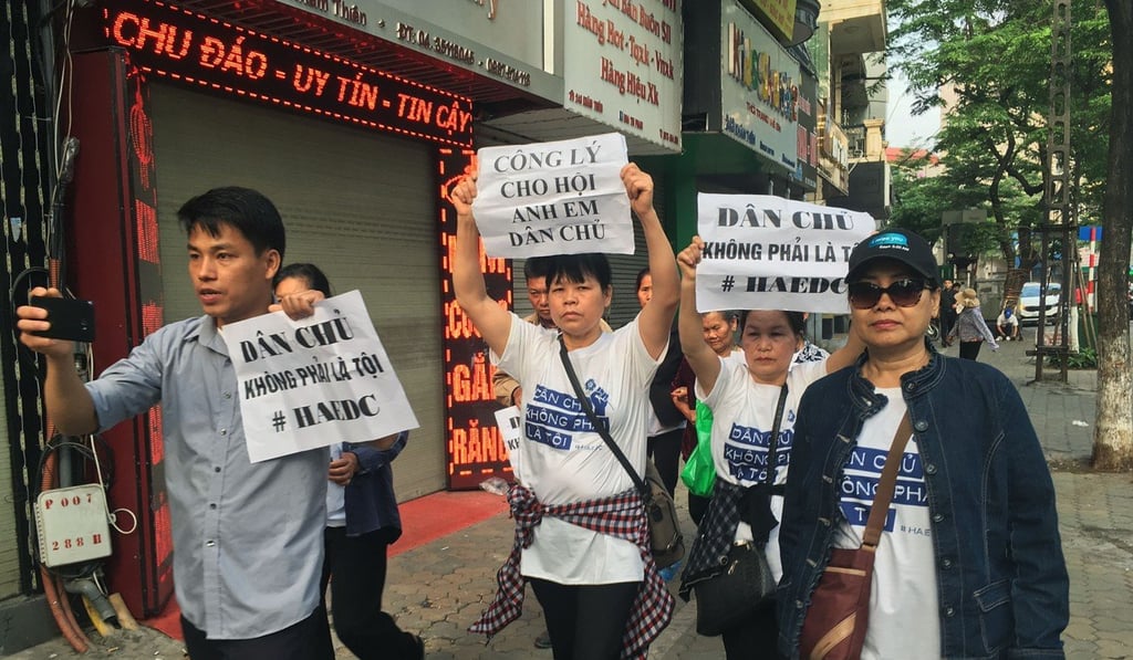 Protesters march towards the courthouse during the trial. Photo: AFP Protesters march towards the courthouse during the trial. Photo: AFP