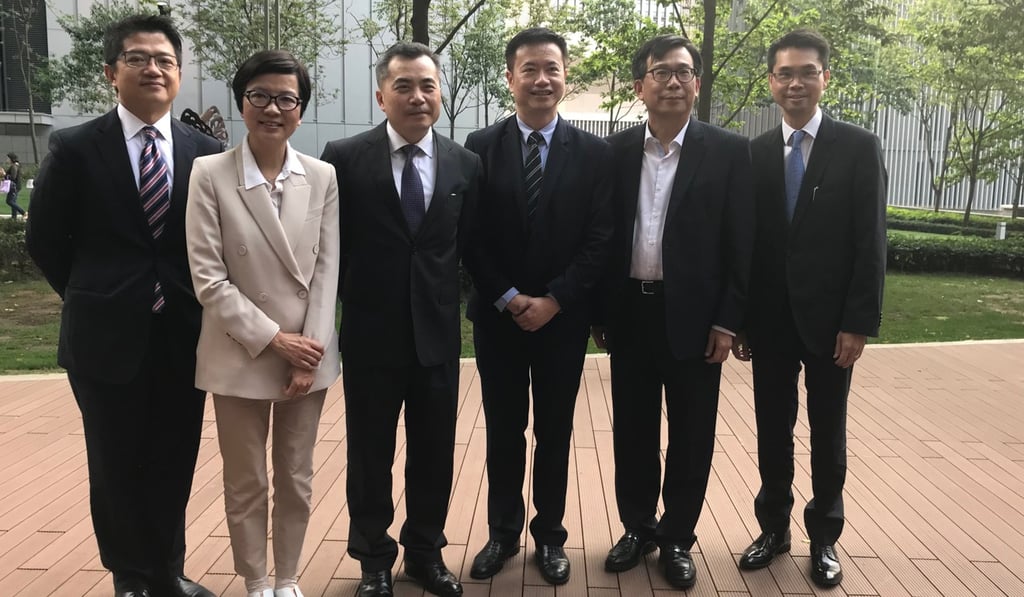 (From left) Members of the advisory committee Dr David Lau Ying-kit, Shirley Loo Nai-huen, Wong Yan-lung, Dr Felix Chan Hon-wai and Frederick Lai Wing-hoi; with Fong Ngai, deputy secretary of the Food and Health Bureau. Photo: Kimmy Chung