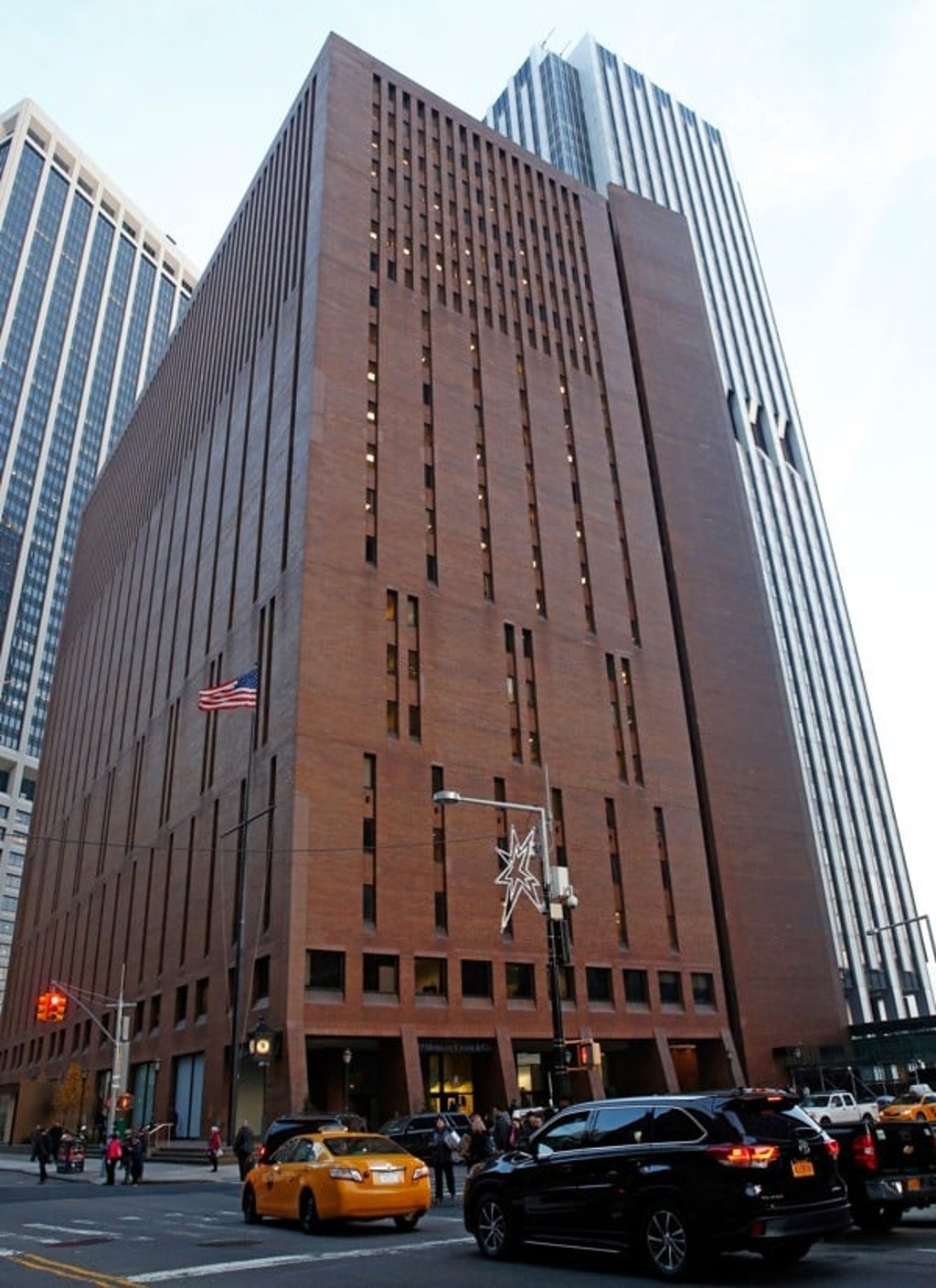 The building on 4 New York Plaza, where American Media Inc has its headquarters in New York City. Photo: AP