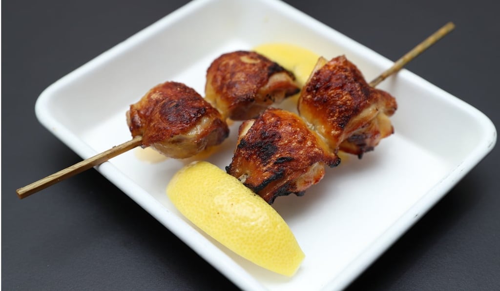 Oyster Chicken with sea salt and lemon. Photo: K.Y. Cheng