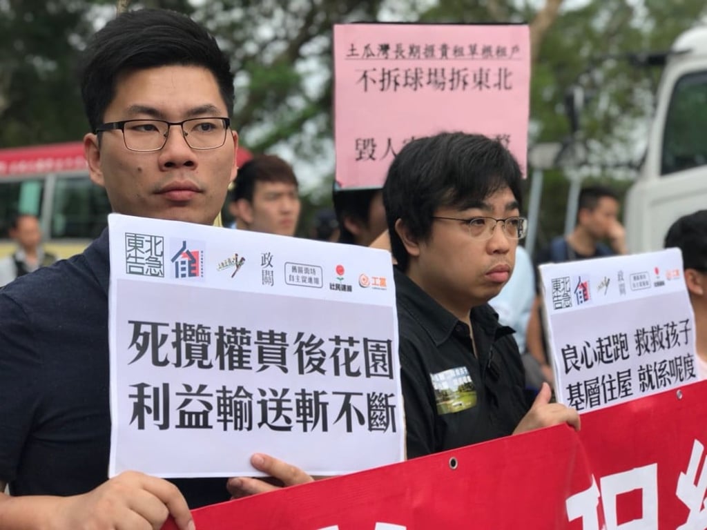 Some 50 people turned out on Sunday morning for the protest outside Hong Kong Golf Club. Photo: Handout.