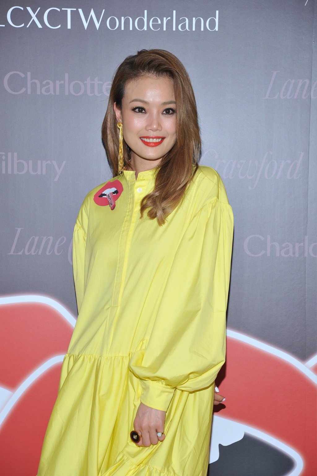 Joey Yung wearing the Radiant Beauty look from Charlotte Tilbury
