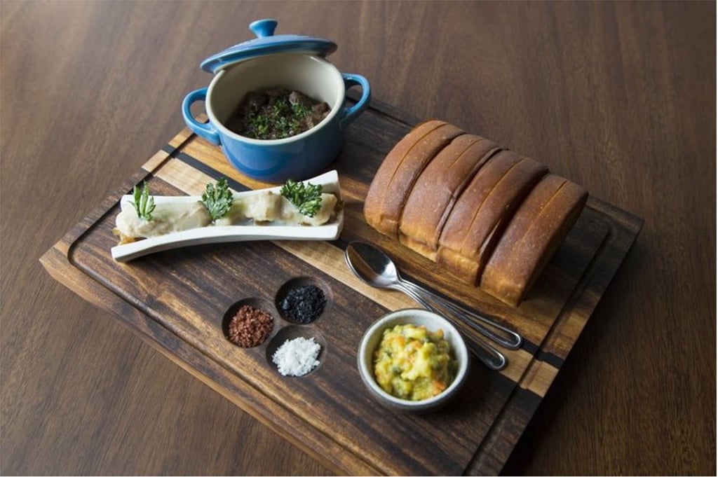 Bone marrow platter at Senia. Photo: Ryan Yamamoto