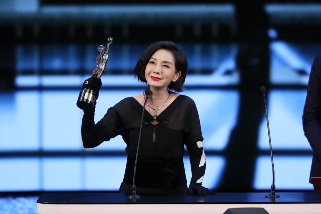 Teresa Mo wore Tiffany & Co jewellery when she won the Best Actress award for her role in Tomorrow is Another Day.