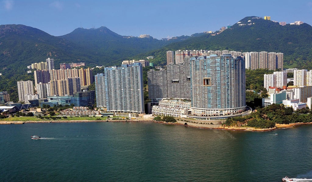 Cyberport. Cyberport.