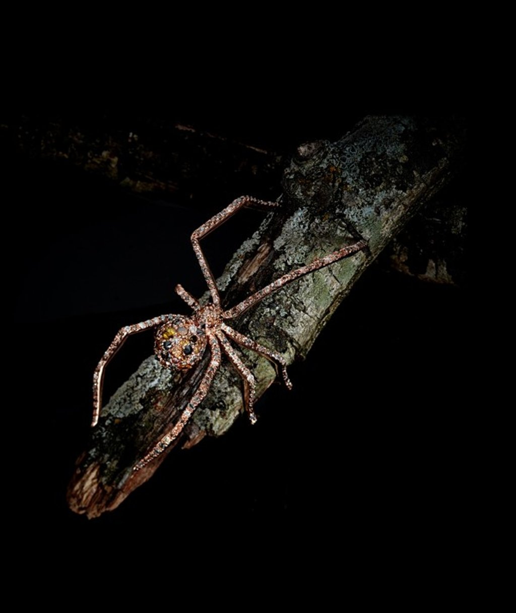 NN by Nghi’s rose gold Spider ring with diamonds and fire orange sapphires