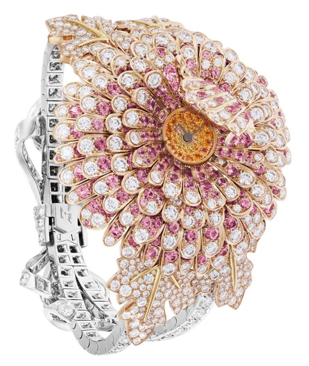 Chrysanthème Secret watch is made of diamonds, pink sapphires, and spessartite garnets.