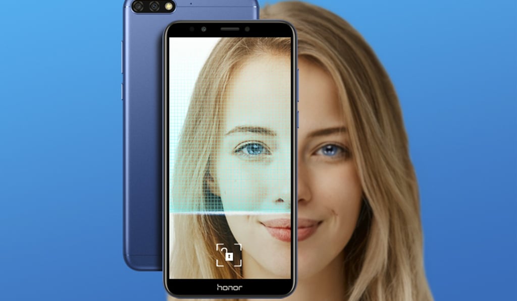 The company will pre-install a bitcoin wallet app on future phones, including its Honor range (one phone pictured). Photo: AFP