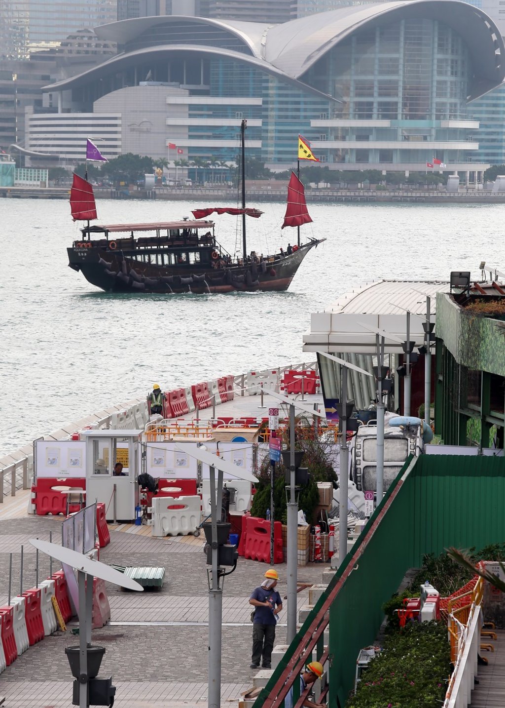 The Avenue of Stars is closed for a three-year renovation project, in November 2015. The popular Hong Kong tourist attraction was closed to the public that October and was due to reopen in the third quarter of 2018, but may not do so until February 2019, as the project turned out to be bigger than expected. Photo: K.Y. Cheng