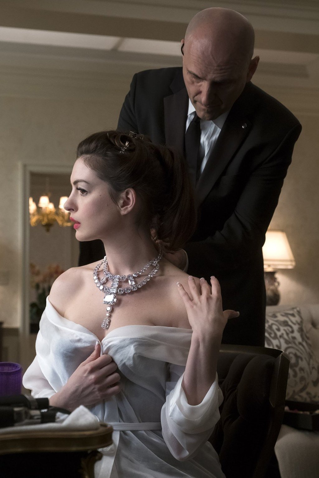 Anne Hathaway stars as Daphne Kluger and James Biberi plays bodyguard Yuri in ‘Ocean’s 8’.