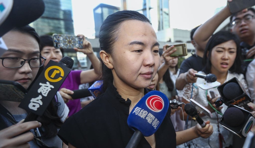 Tang Lin-ling allegedly took photos during a hearing. Photo: Nora Tam
