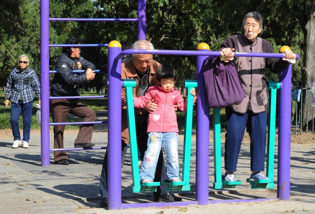 The US was one of only five countries, along with Somalia, Afghanistan, Georgia, and Saint Vincent and the Grenadines, where healthy life expectancy at birth fell in 2016, according to a Reuters analysis of the WHO data. Photo: AFP The US was one of only five countries, along with Somalia, Afghanistan, Georgia, and Saint Vincent and the Grenadines, where healthy life expectancy at birth fell in 2016, according to a Reuters analysis of the WHO data. Photo: AFP