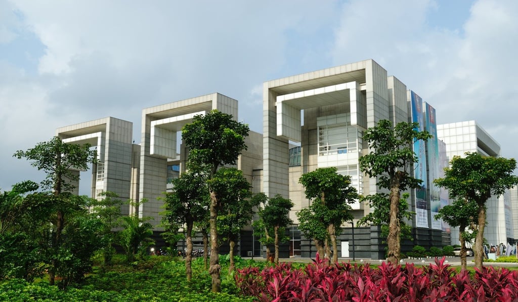 Hainan Museum is an excellent starting point for anyone looking to trace the island’s development.
