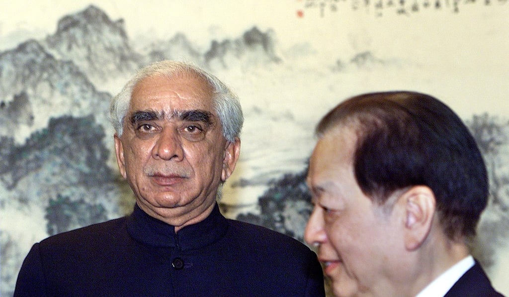 India’s then foreign minister, Jaswant Singh, meets China’s then vice-premier Qian Qichen in Beijing. Photo: AFP