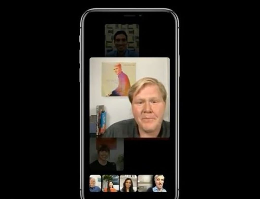 Double clicking on someone's chat tile on FaceTime will bring it to the front of the conversation. Photo: Apple