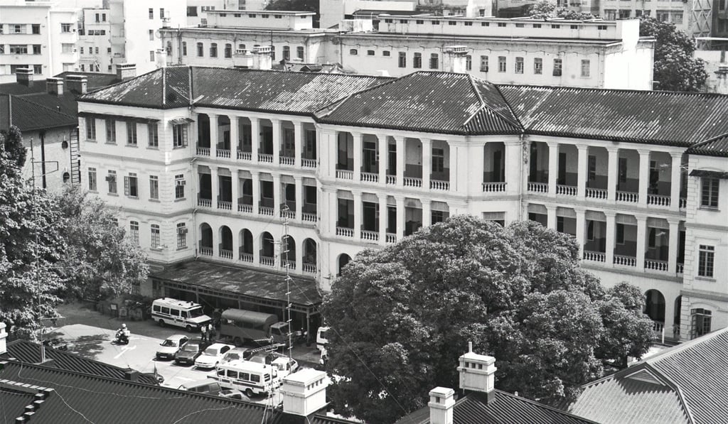 Central Police Station on Hollywood Road in October 1992. The conversation project involved three buildings: the main police block, the court facilities and Victoria prison. Photo: SCMP Pictures