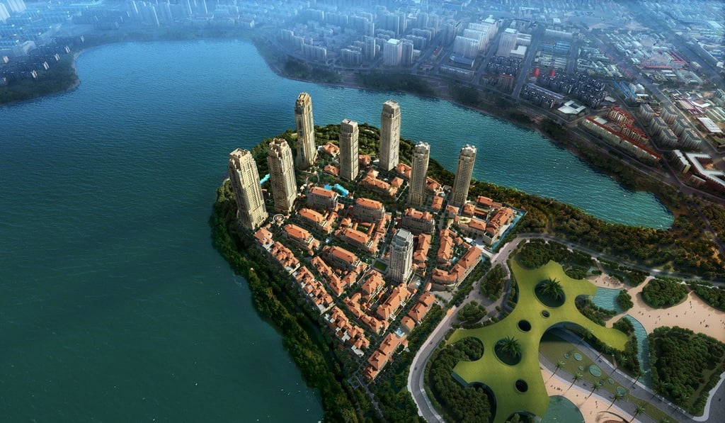 Heart of Lake is a 2,000,000-square-foot development by New York-based Robert AM Stern Architects on Xiamen’s Huxindao Island.