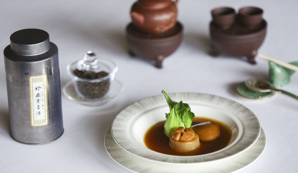 Thirty-year-old dry, warehouse-aged pu’er tea matched seafood dishes best, such as braised whole abalone and stuffed conpoy in turnip at Yan Toh Heen. Photo: Chen Xiaomei