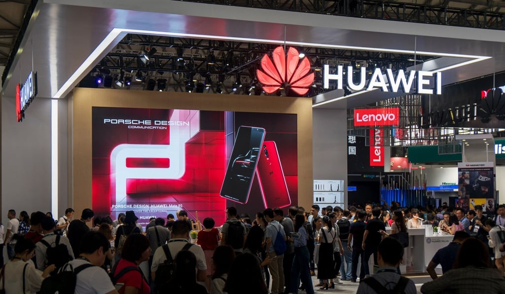 People gather at a Huawei stand during the Consumer Electronics Show (CES) Asia in Shanghai, China on June 13. Photo: AFP People gather at a Huawei stand during the Consumer Electronics Show (CES) Asia in Shanghai, China on June 13. Photo: AFP