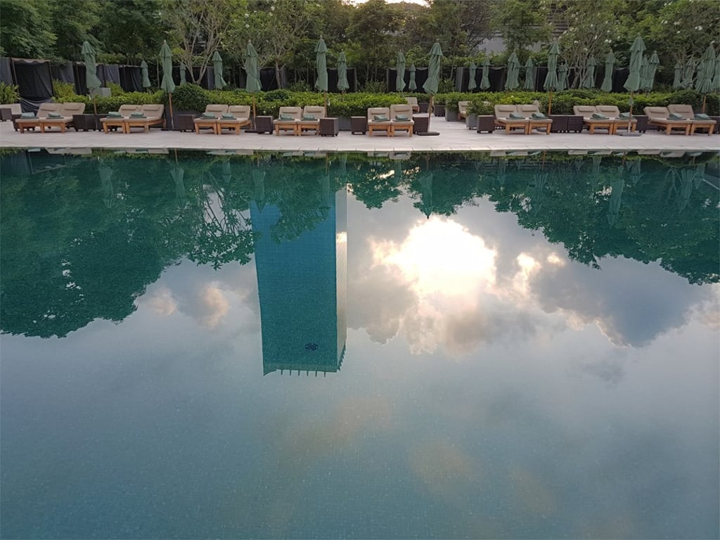 The Sukhothai’ swimming pool is beautiful and enormous,