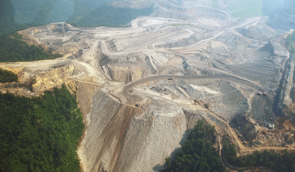 A mountaintop coal mining operation in West Virginia in 2008. Photo: AFP