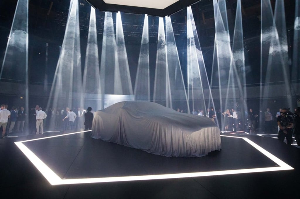 Aston Martin unveiled its DBS Superleggera, competing with Ferrari’s 812 Superfast, in London on Tuesday.