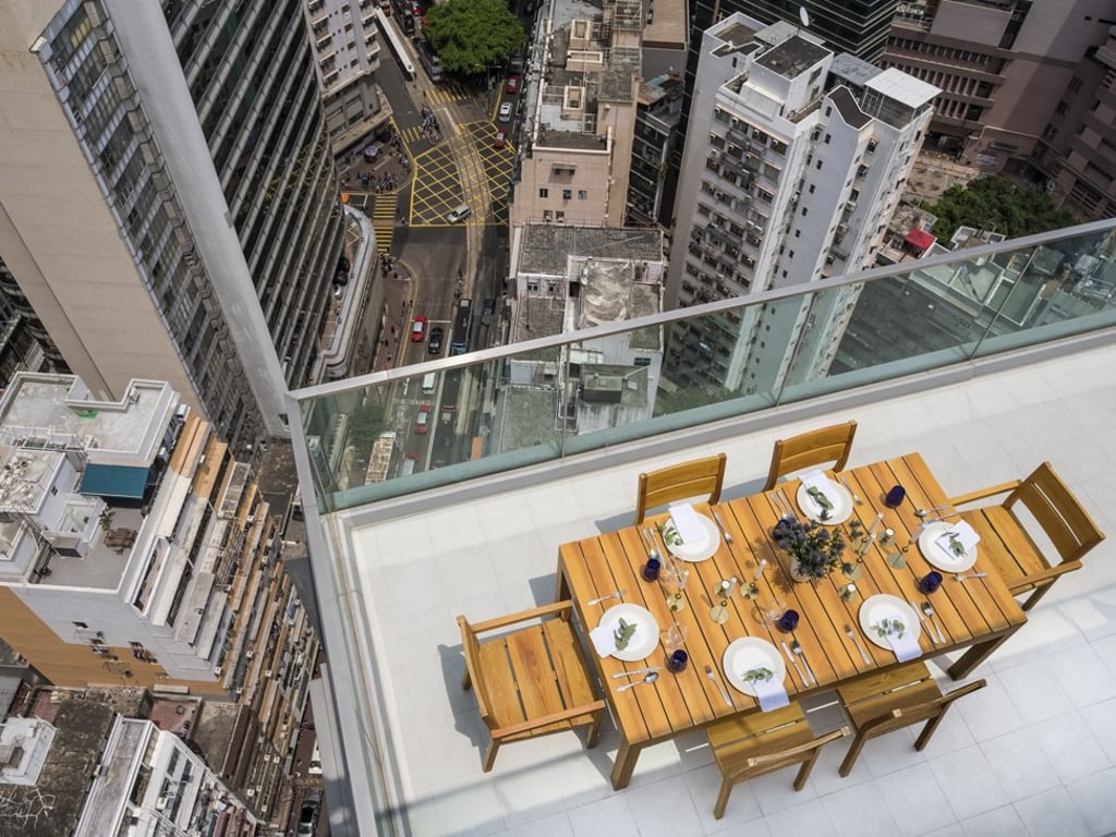 KesMoments Photography captured this stunning view of CHI Wanchai. KesMoments Photography captured this stunning view of CHI Wanchai.