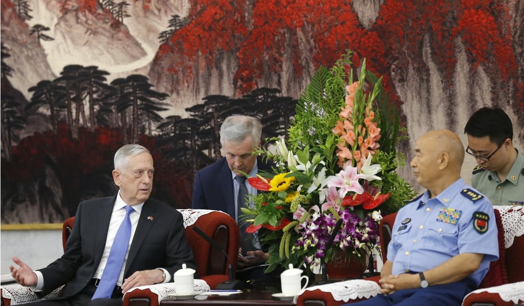 Mattis talks with the vice-chairman of Cina’s Central Military Commission Xu Qiliang on Thursday. Photo: pool via AP