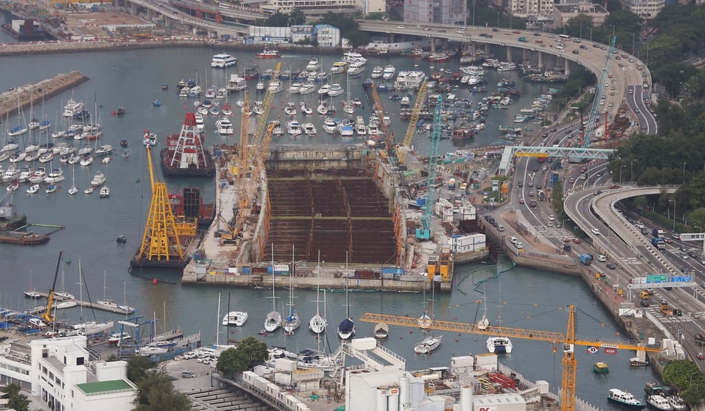 Construction of the Central – Wan Chai Bypass & Island Eastern Corridor Link. Photo: Dickson Lee
