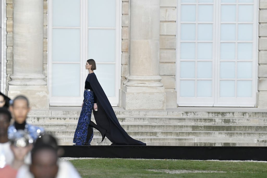 A model presents a creation of Givenchy during the Haute Couture show in Paris on July 1. Photo: Xinhua A model presents a creation of Givenchy during the Haute Couture show in Paris on July 1. Photo: Xinhua