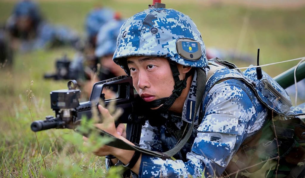 Officers who have graduated from an airborne troop academy in Guangxi province have been sent to a training base in Hubei for training drills. Photo: Weibo
