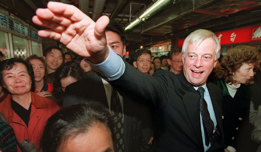 Then-governor Chris Patten takes a tour of Kowloon City in 1995. Photo: Tony Aw