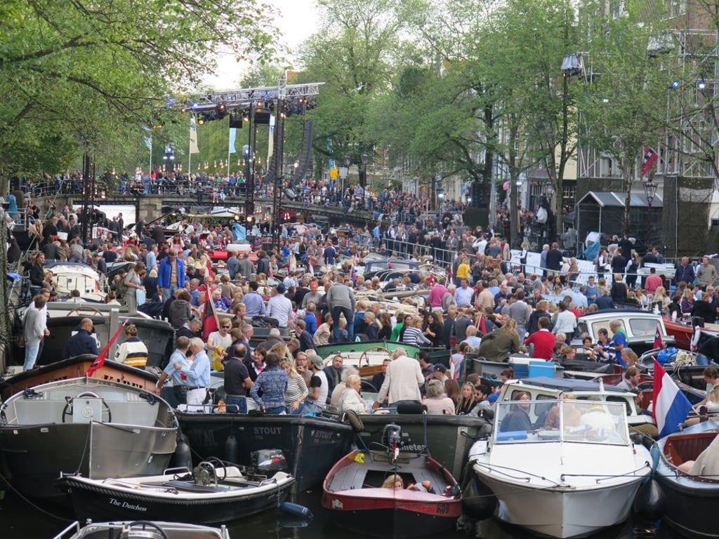 The canal is packed near the main stage of the classical music Grachtenfestival Canal Festival. Photo: Shutterstock