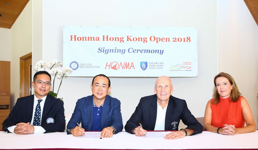 Hong Kong Golf Association vice-president Kenneth Lam (left), Honma chief executive Liu Jianguo, Hong Kong Golf Club captain Martin Hadaway and Vicky Jones from the European Tour. Photo: Hong Kong Golf Club
