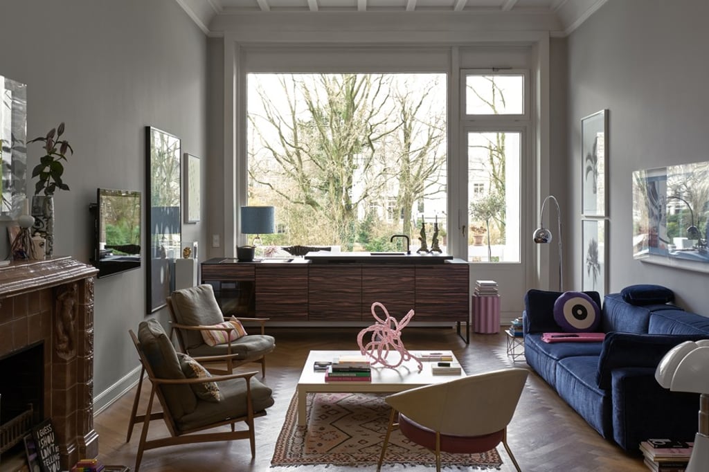 Poggenpohl’s +Venovo kitchen concept removes the separation between living, eating and cooking.