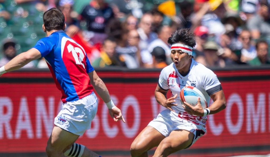 Cado Lee tests the Chile defence. Photo: David Barpal Cado Lee tests the Chile defence. Photo: David Barpal