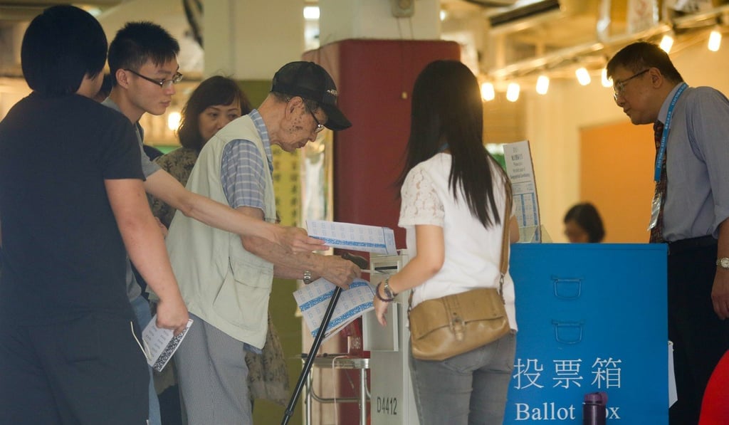 All but two of the nine age groups below the age of 61 for registered voters have declined from last year. Photo: Sam Tsang
