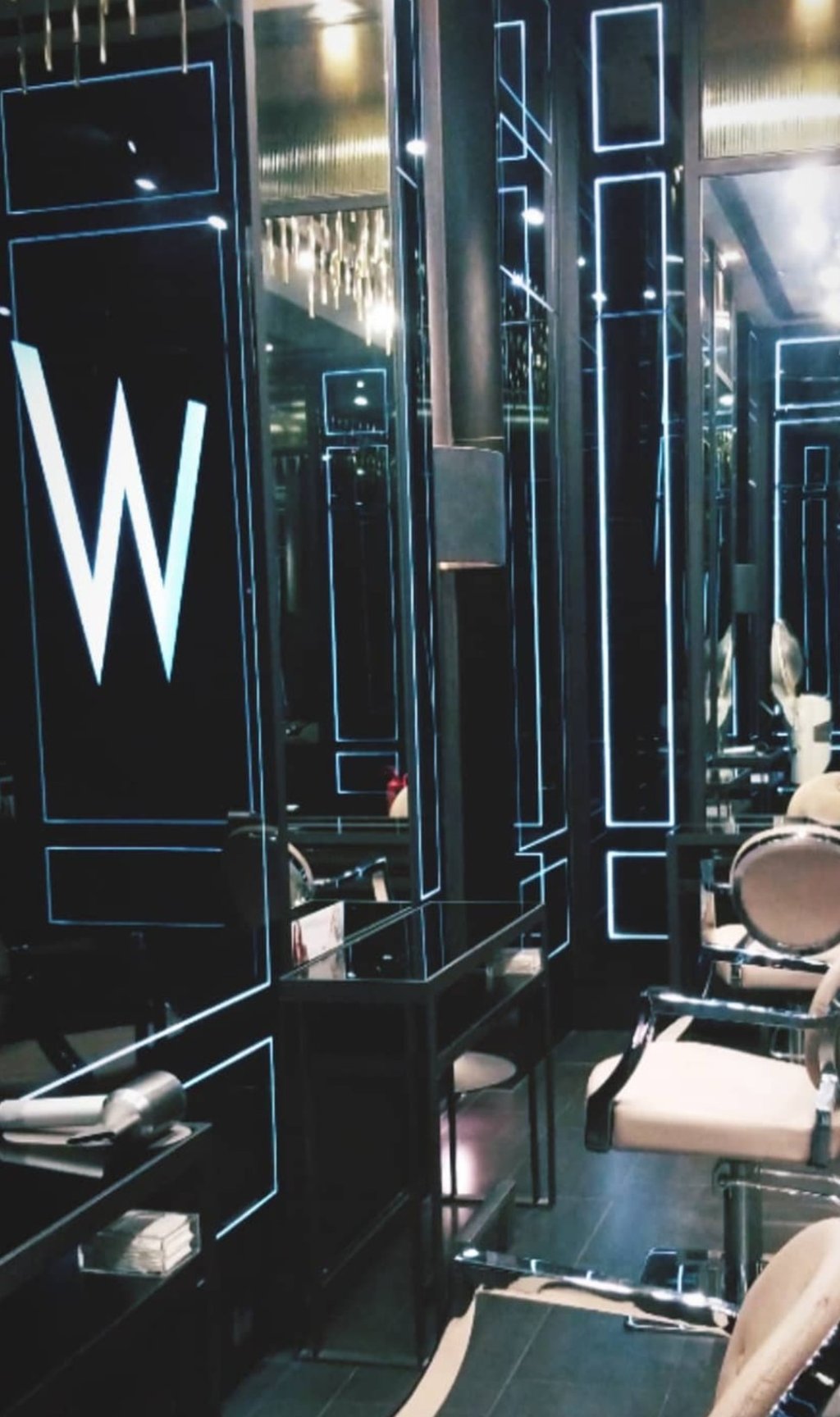 Centro W Hair Salon in The Gardens Mall, Mid Valley, Kuala Lumpur. Photo: Lim LiYing Centro W Hair Salon in The Gardens Mall, Mid Valley, Kuala Lumpur. Photo: Lim LiYing