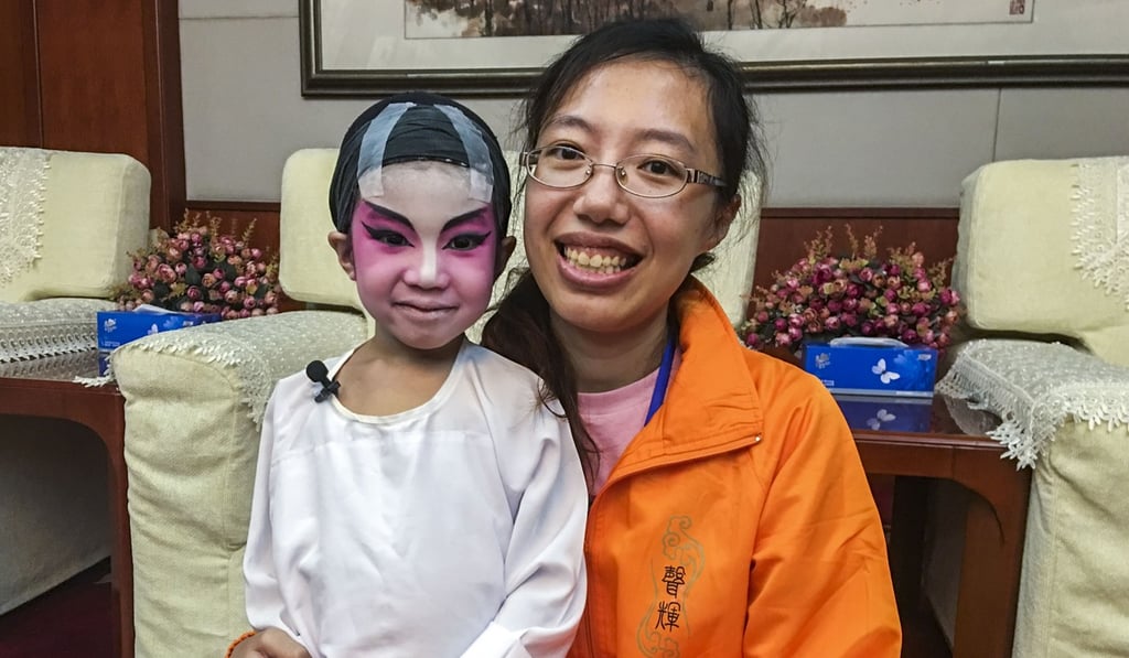 Chloe Lam Sum-wan, 4, and her mother, Rachel Kwan Lai-chu, in Beijing. Photo: Elaine Yau