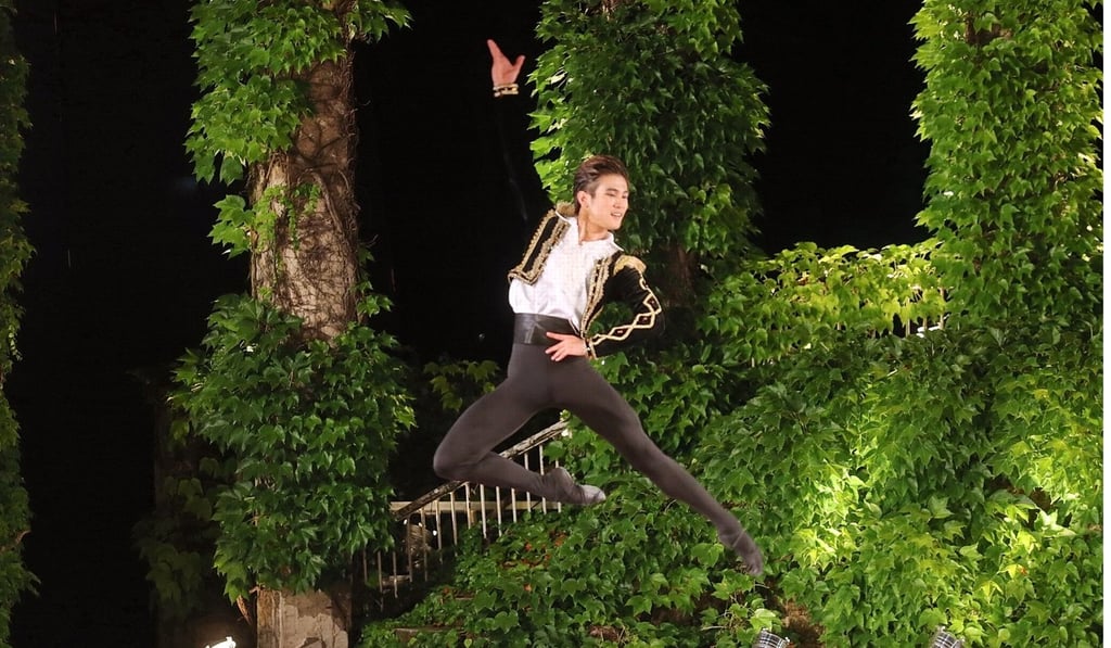 Sinuo Chang soars at the Ballet Olympiade in Varna. Photo: Viktor Viktorov / Varna International Ballet Competition