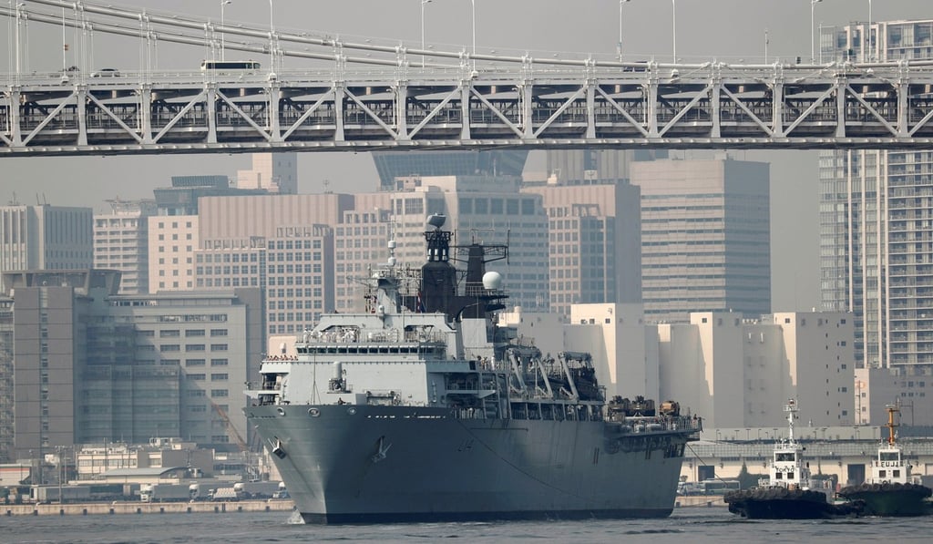 HMS Albion, the British Royal Navy flagship amphibious assault ship, arrives at Harumi Pier in Tokyo on August 3, 2018. Photo: Reuters