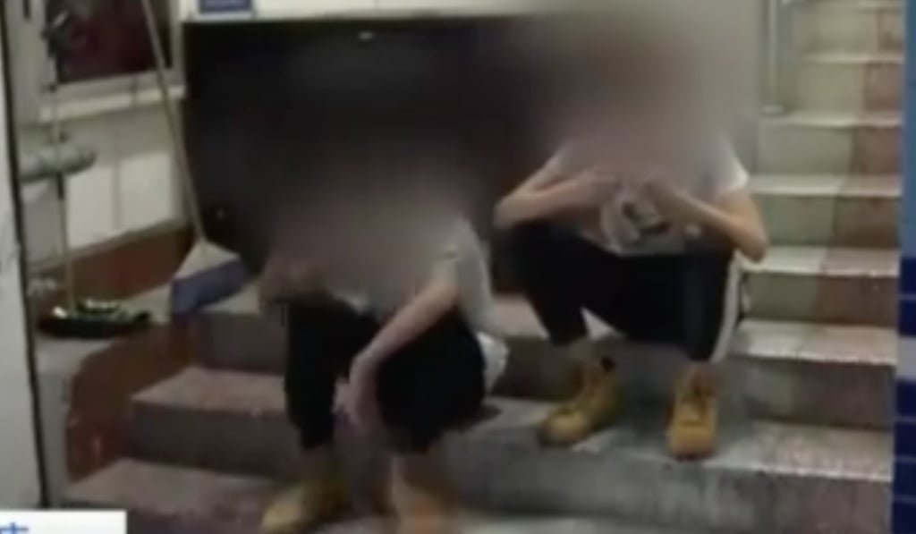 One of the boys had tried to get his aunt to pay the fare. Photo: 163.com