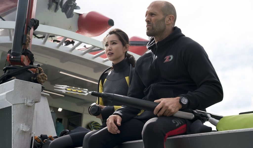 Jason Statham and Li Bingbing in The Meg.