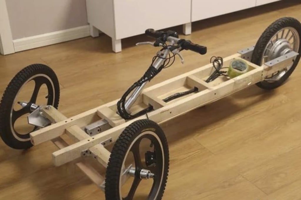 Xiao Zijin built the go-kart with US$90 of wires and other parts, and components from an old electric bike. Photo: Weibo