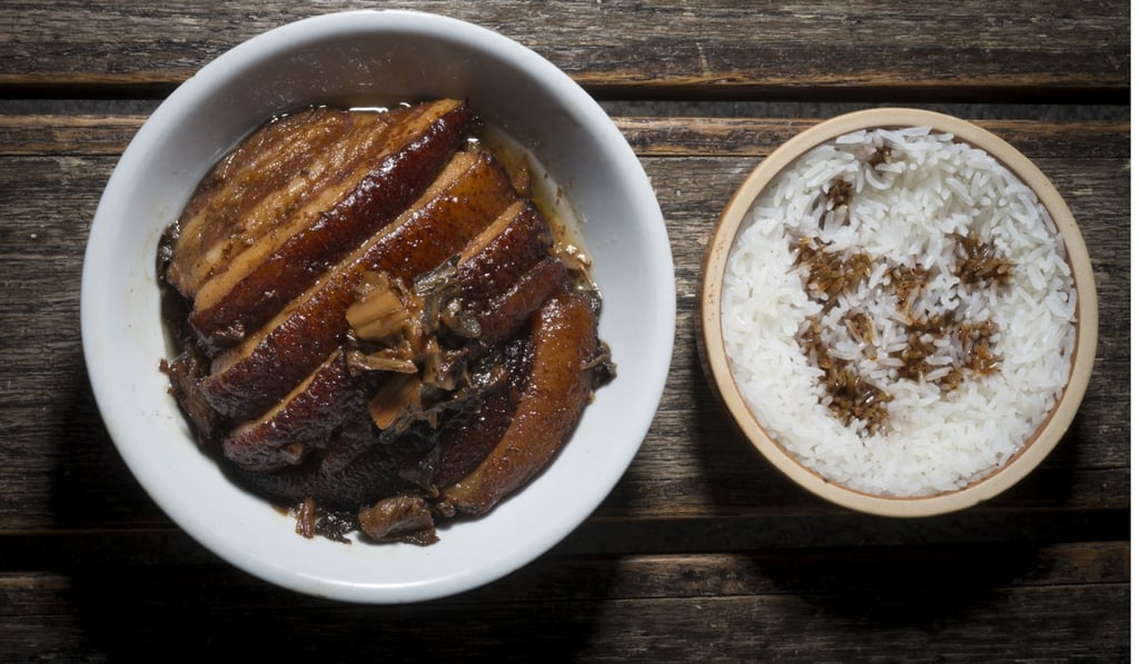 Getting around half your calories from carbohydrates may help you live longer than if you were to subsist on a meat-heavy Paleo-type diet. Photo: SCMP / James Wendlinger